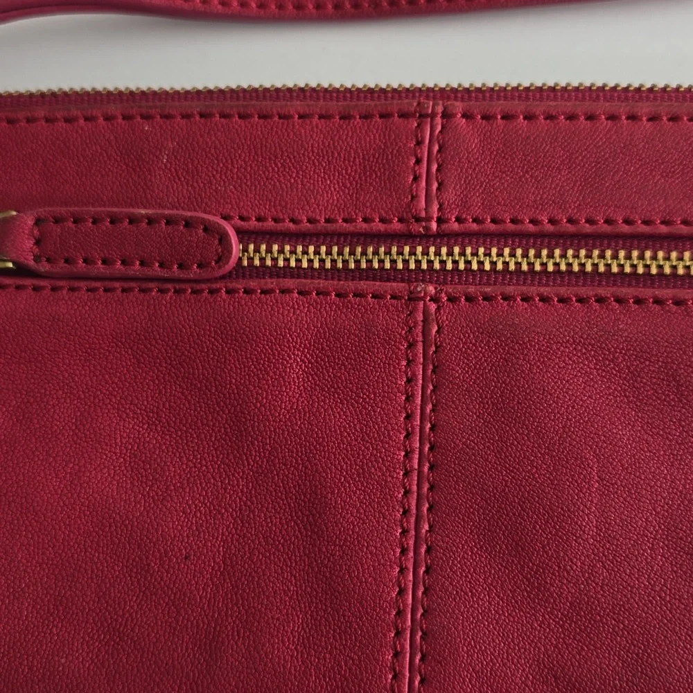 Vintage Sorial New York  Wristlet Wallet Red